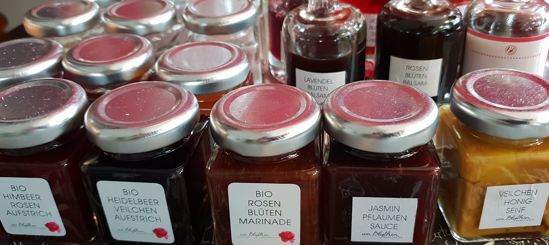 Marmeladen, Senfe, Öle, Marinaden oder Essige werden in der Manufaktur hergestellt © GartenRadio.fm