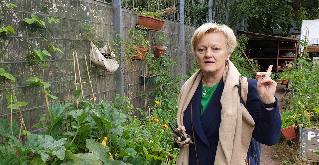 Städte brauchen Orte, die keinen Eintritt kosten, sagt Renate Künast  © GartenRadio.fm