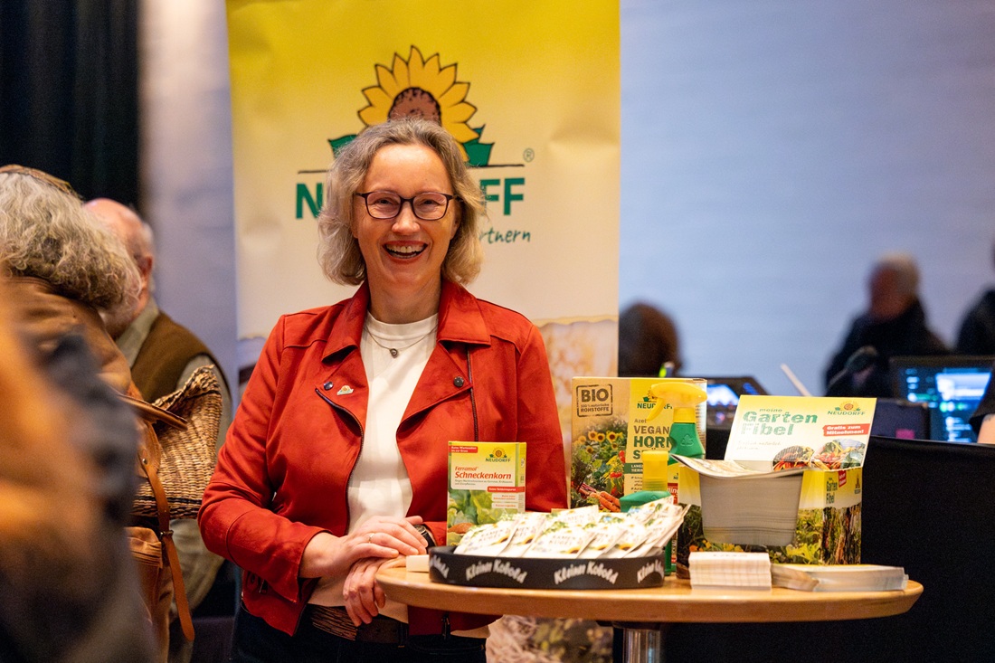 Danke an die W. Neudorff GmbH KG für die Kooperation! Die gut gelaunte Pressesprecherin Sabine Klingelhöfer war sogar höchstpersönlich aus Emmerthal angereist. © Eva Lotte Niegel