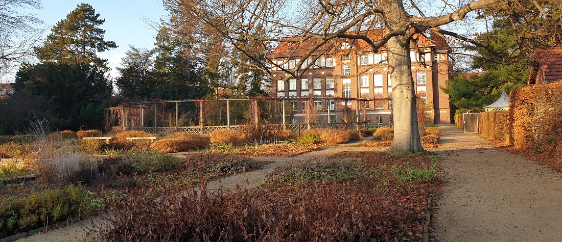 Im Jahr 1903 zog die Königliche Gärtnerlehranstalt von Potsdam nach Berlin-Dahlem  © GartenRadio.fm