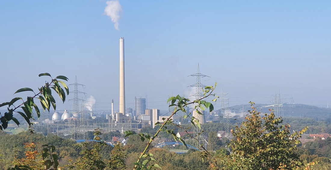 Im Ruhrgebiet gehört die Industrie-Silhouette immer noch dazu. © GartenRadio.fm