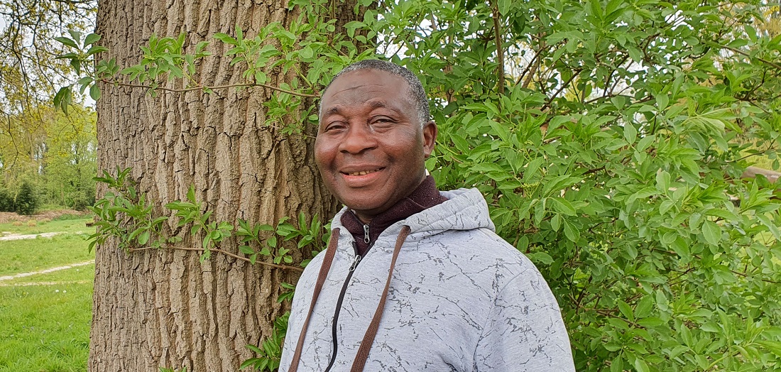 Ein Gras (Miscanthus Ghana) hat Pagels nach Issa Osman benannt, einem ehemaligen Seemann, der sich fast 30 Jahre um den Gärtner kümmerte. © GartenRadio