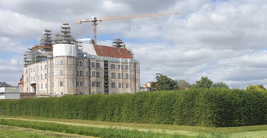 Im Jahr 2023 soll die Sanierung von Schloss Güstrow  abgeschlossen sein. © GartenRadio.fm